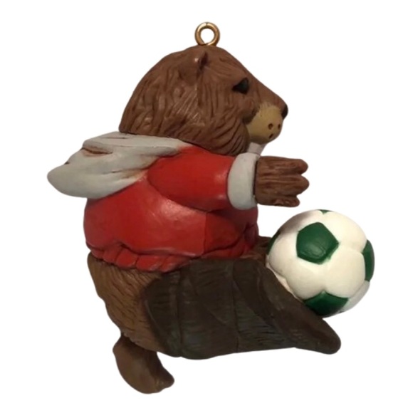 Hallmark Soccer Beaver 1985 Ornament - Picture 2 of 4